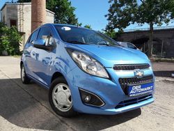 Blau Gebraucht 2013 Chevrolet Spark Kleinwagen | 3.390 € (Fairer Preis)