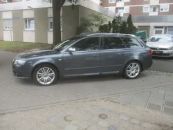 Grau Gebraucht 2005 Audi S4 Sport Kombi | 6.999 € (Fairer Preis)