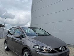 Grau Gebraucht 2015 VW Golf Sportsvan Comfortline Van / Kleinbus | 7.000 € (Fairer Preis)