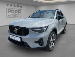 Vapour grey / metallic Gebraucht 2024 Volvo XC40 Plus SUV | 34.850 € (Superpreis)