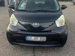 Schwarz Gebraucht 2010 Toyota iQ Kleinwagen | 2.800 € (Guter Preis)