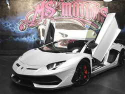 Weiß Gebraucht 2019 Lamborghini Aventador Cabrio | 629.900 €