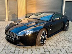 Schwarz Gebraucht 2010 Aston Martin V12 Vantage Coupé | 119.000 €