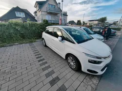 Weiß Gebraucht 2015 Citroën C4 Picasso Van / Kleinbus | 7.990 €