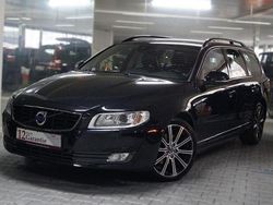Schwarz Gebraucht 2015 Volvo V70 Momentum Kombi | 14.990 € (Teuer)