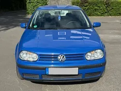 Blau Gebraucht 1999 VW Golf IV Limousine | 800 € (Superpreis)