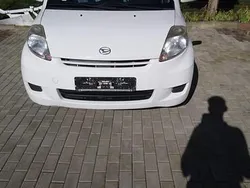 Weiß Gebraucht 2009 Daihatsu Sirion Kleinwagen | 1.700 € (Fairer Preis)