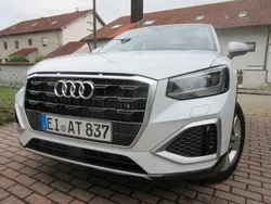 Weiß Gebraucht 2023 Audi Q2 Advanced SUV | 26.950 € (Guter Preis)
