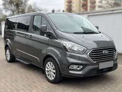 Grau Gebraucht 2018 Ford Tourneo Custom Titanium Van / Kleinbus | 25.800 € (Superpreis)