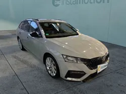 Grau Gebraucht 2020 Skoda Octavia First Edition Kombi | 32.620 € (Teuer)