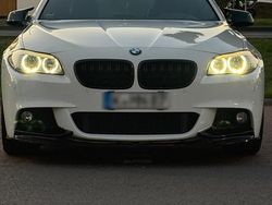 Weiß Gebraucht 2012 BMW 530 M Sport Limousine | 15.600 € (Fairer Preis)