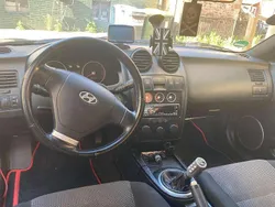 Schwarz Gebraucht 2004 Hyundai Coupé Edition+ Coupé | 1.500 € (Fairer Preis)