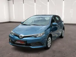 Blau Gebraucht 2016 Toyota Auris Cool Limousine | 11.490 € (Fairer Preis)