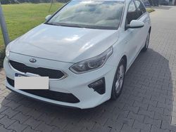 Weiß Gebraucht 2021 Kia Ceed Edition 7 Limousine | 10.980 € (Fairer Preis)