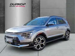 Grau Neu 2024 Kia Niro Spirit SUV | 39.490 € (Teuer)