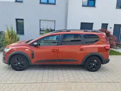 Braun Gebraucht 2022 Dacia Jogger Extreme Kombi | 14.000 € (Superpreis)