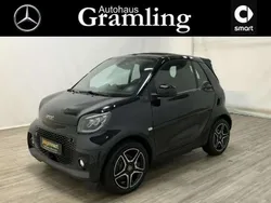 Bodypanels in black Gebraucht 2024 Smart ForTwo Electric Drive Pulse Cabrio | 18.221 € (Fairer Preis)