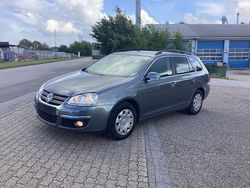 Grau Gebraucht 2010 VW Golf VI Limousine | 1.999 € (Guter Preis)