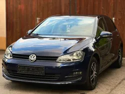Blau Gebraucht 2013 VW Golf VII Trendline Limousine | 6.990 € (Fairer Preis)