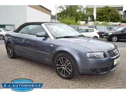 Grau Gebraucht 2004 Audi A4 Cabriolet Comfort Cabrio | 8.850 € (Teuer)