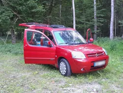 Violet Gebraucht 2003 Citroën Berlingo Van / Kleinbus | 999 € (Superpreis)
