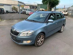 Blau Gebraucht 2011 Skoda Fabia Ambiente Kombi | 2.950 € (Fairer Preis)