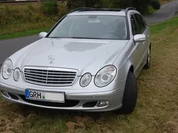 Silber metallic Gebraucht 2006 Mercedes E220 Elegance Kombi | 10.800 €