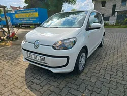 Weiß Gebraucht 2013 VW up! move up! Kleinwagen | 6.800 € (Guter Preis)