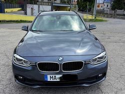 Grau Gebraucht 2018 BMW 220 Active Tourer Advantage Van / Kleinbus | 17.900 € (Teuer)