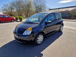Schwarz Gebraucht 2005 Renault Modus Van / Kleinbus | 1.799 € (Fairer Preis)