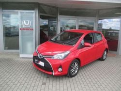 Super red 5 Gebraucht 2016 Toyota Yaris Edition-S Kleinwagen | 9.990 € (Fairer Preis)