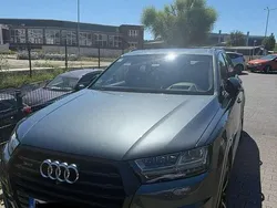 Grau Gebraucht 2017 Audi SQ7 SUV | 39.900 € (Fairer Preis)