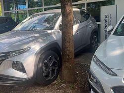Grau Gebraucht 2022 Hyundai Tucson Basis SUV | 23.500 € (Superpreis)