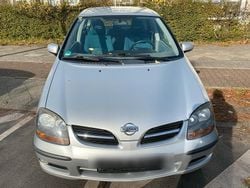 Silber Gebraucht 2001 Nissan Almera Tino Van / Kleinbus | 1.990 € (Guter Preis)
