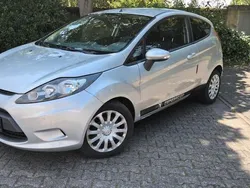 Silber Gebraucht 2010 Ford Fiesta Kleinwagen | 2.450 € (Guter Preis)