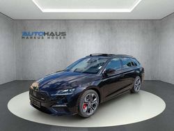 Velvetrot metallic Gebraucht 2024 Skoda Octavia RS Kombi | 46.890 € (Teuer)