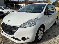 Blanc banquise Gebraucht 2015 Peugeot 208 Kleinwagen | 4.490 € (Guter Preis)