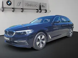 Imperialblau brillanteffekt m Gebraucht 2020 BMW 520 Efficient Dynamics Kombi | 22.590 € (Superpreis)