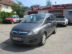 Grau Gebraucht 2009 Opel Zafira Innovation Van / Kleinbus | 4.950 € (Fairer Preis)
