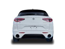 Weiss Gebraucht 2025 Alfa Romeo Stelvio SUV | 78.360 €