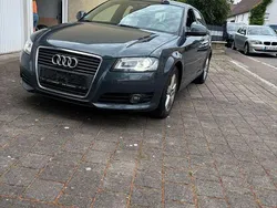 Grau Gebraucht 2010 Audi A3 Sportback Ambition Limousine | 7.650 € (Guter Preis)