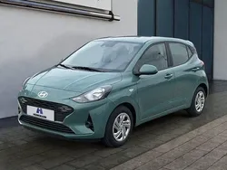 Grün Neu 2025 Hyundai i10 Select Kleinwagen | 15.770 € (Guter Preis)