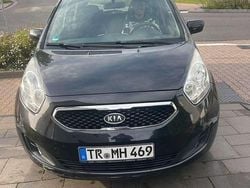 Zilinaschwarz met. Gebraucht 2012 Kia Venga Kleinwagen | 1.700 € (Superpreis)