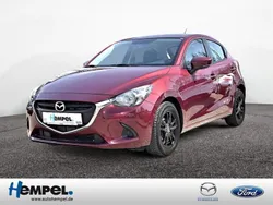 Rot Gebraucht 2019 Mazda 2 Center-Line Limousine | 12.990 € (Guter Preis)