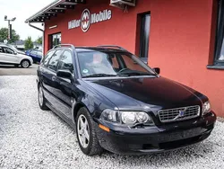 Schwarz Gebraucht 2003 Volvo V40 Kombi | 3.900 € (Teuer)