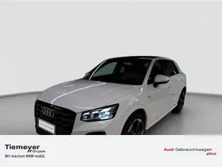 Gletscherweiß metallic Gebraucht 2024 Audi Q2 S-Line SUV | 36.420 € (Etwas zu teuer)