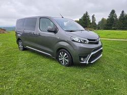 Grau Gebraucht 2018 Toyota Proace Van | 24.100 € (Etwas zu teuer)