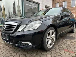Schwarz Gebraucht 2010 Mercedes E250 Limousine | 7.950 € (Superpreis)