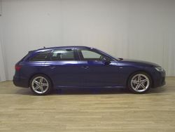 Blau Gebraucht 2022 Audi A4 S-Line Kombi | 19.980 € (Guter Preis)