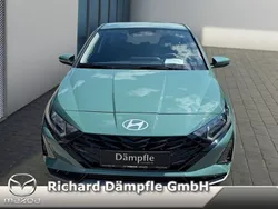 Grün Gebraucht 2024 Hyundai i20 Trend Limousine | 18.995 € (Fairer Preis)